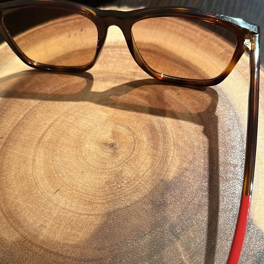 Gucci sunglasses for men - Picture 7 of 7